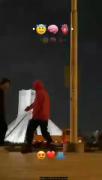 دور دونه ی قلب منی بزار همه عالم بدونن (: