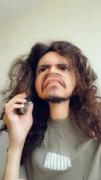 دقیقا نمونه ای از یک پدر ایرانی هستن ایشون🙄🤣😑