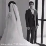 کسی ک واقن دوست داشته باشه تورو یه گوشه قایم نمیکنه 