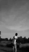 بلاتکلیف خسته از اعتماد.‌‌‌‌‌‌‌‌