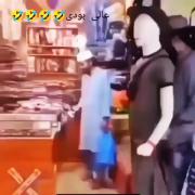 واای خداا چ حرکتی زد ناموصن 😂😂