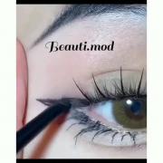 آموزش کشیدن خط چشم دخترانه کره ای