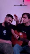عشق یعنی خدت بیا درد چشات به سرم !