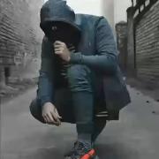 یه پسر تو زندگیش یبار عاشق میشه..
