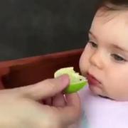 اولین تجربه لیمو ترش😂‌‌‌‌‌‌‌‌‌‌ 