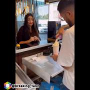 عنوانی ندارم واسه این🤣🤣🤣🤣🤣🤣