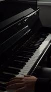 ولی صدای پیانو آرامش بخشه 🎹