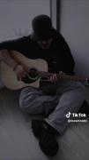 کاش الان بودی جلو فروش دادنم رو می‌گرفتی داداشی....