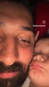 عشق پدری: لحظات آرام و دلنشین پدر و نوزاد دخترش