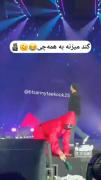 وقتی تهیونگ میخواد خفن باشه 😁