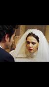شاید نباید هیچ وقت همو میدیدن،شایدم نباید هیچ وقت همو ترک میکردن