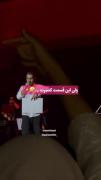 کنسرت حامی: لحظه جذاب نمایش نقاشی توسط خواننده
