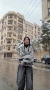 رقص شاد در روز برفی با موزیک دلنشین و استایل زمستانی